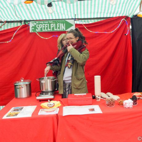 Joepla op de kerstmarkt